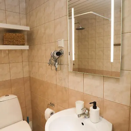 Studio Apartment * פארנו